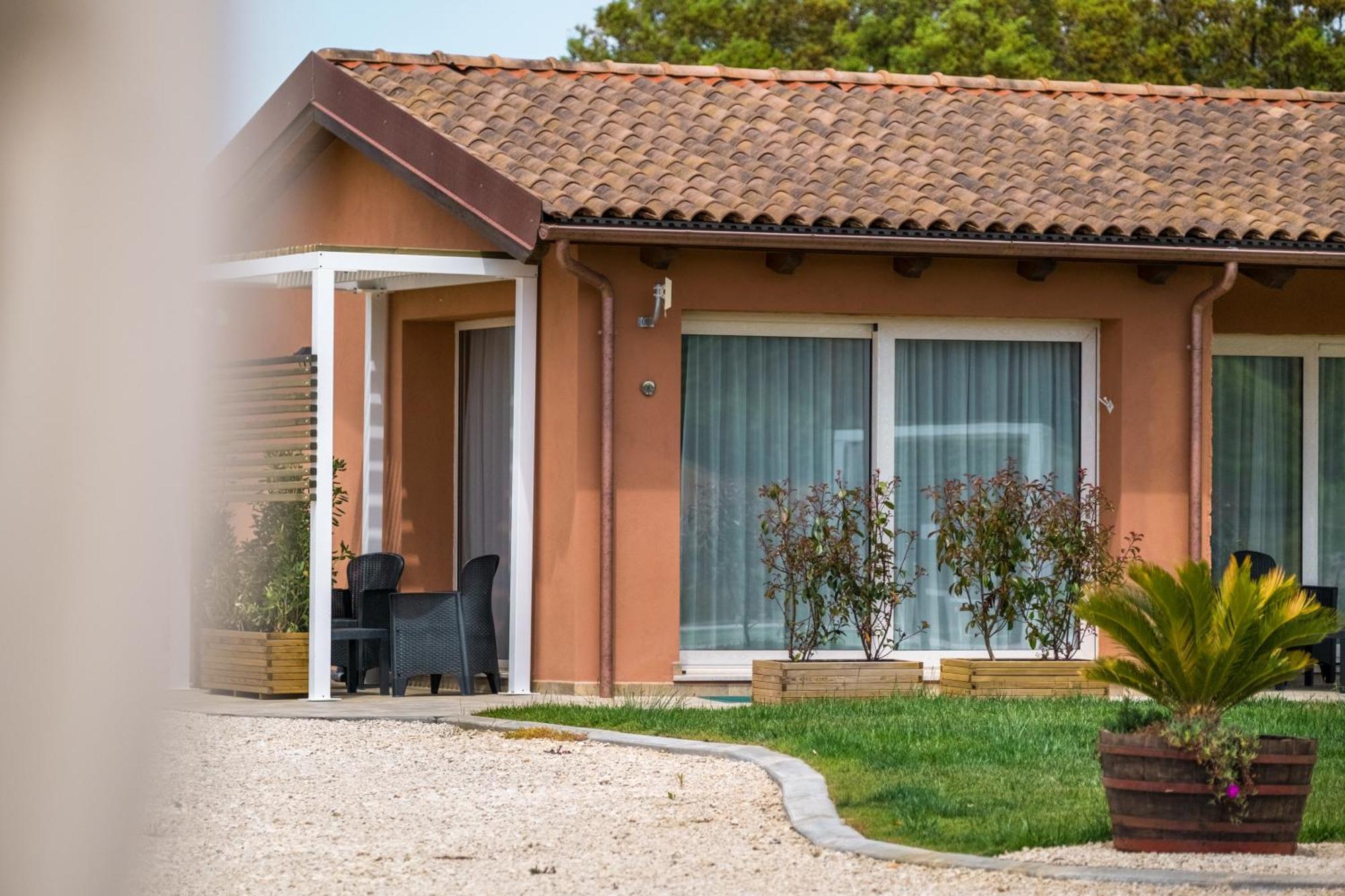 La Vinia Bed&Wine Experience - Adults Only Villa Sassari Dış mekan fotoğraf