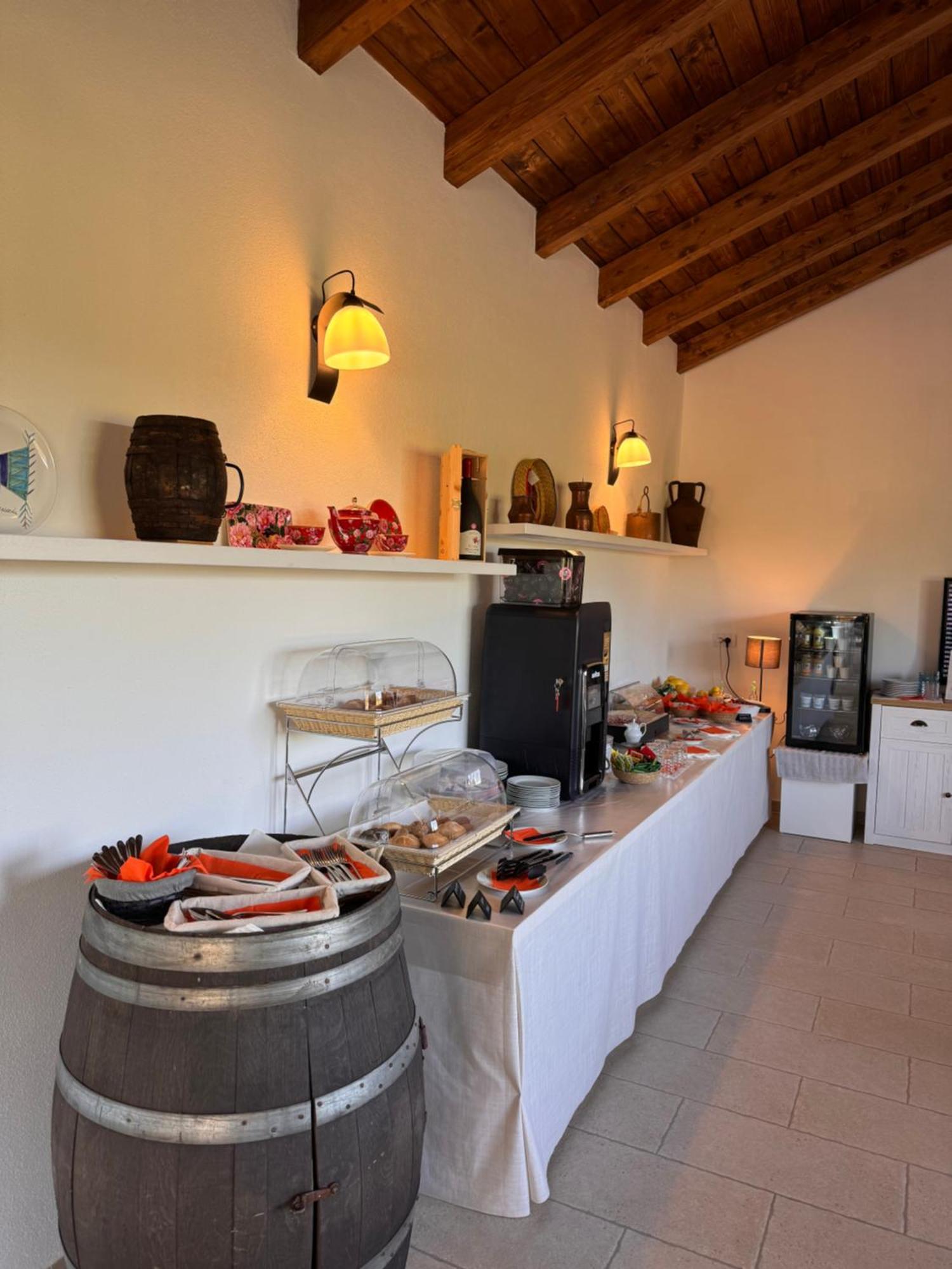 La Vinia Bed&Wine Experience - Adults Only Villa Sassari Dış mekan fotoğraf