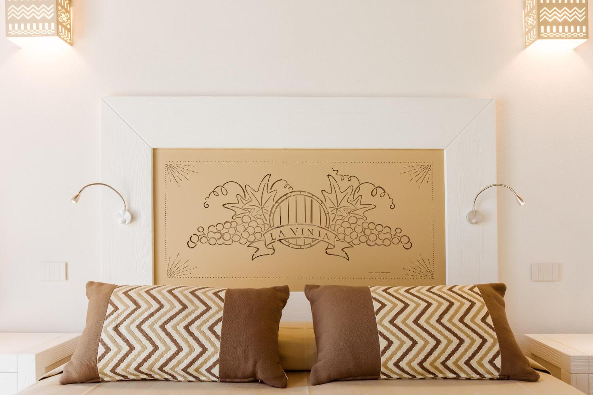 La Vinia Bed&Wine Experience - Adults Only Villa Sassari Oda fotoğraf