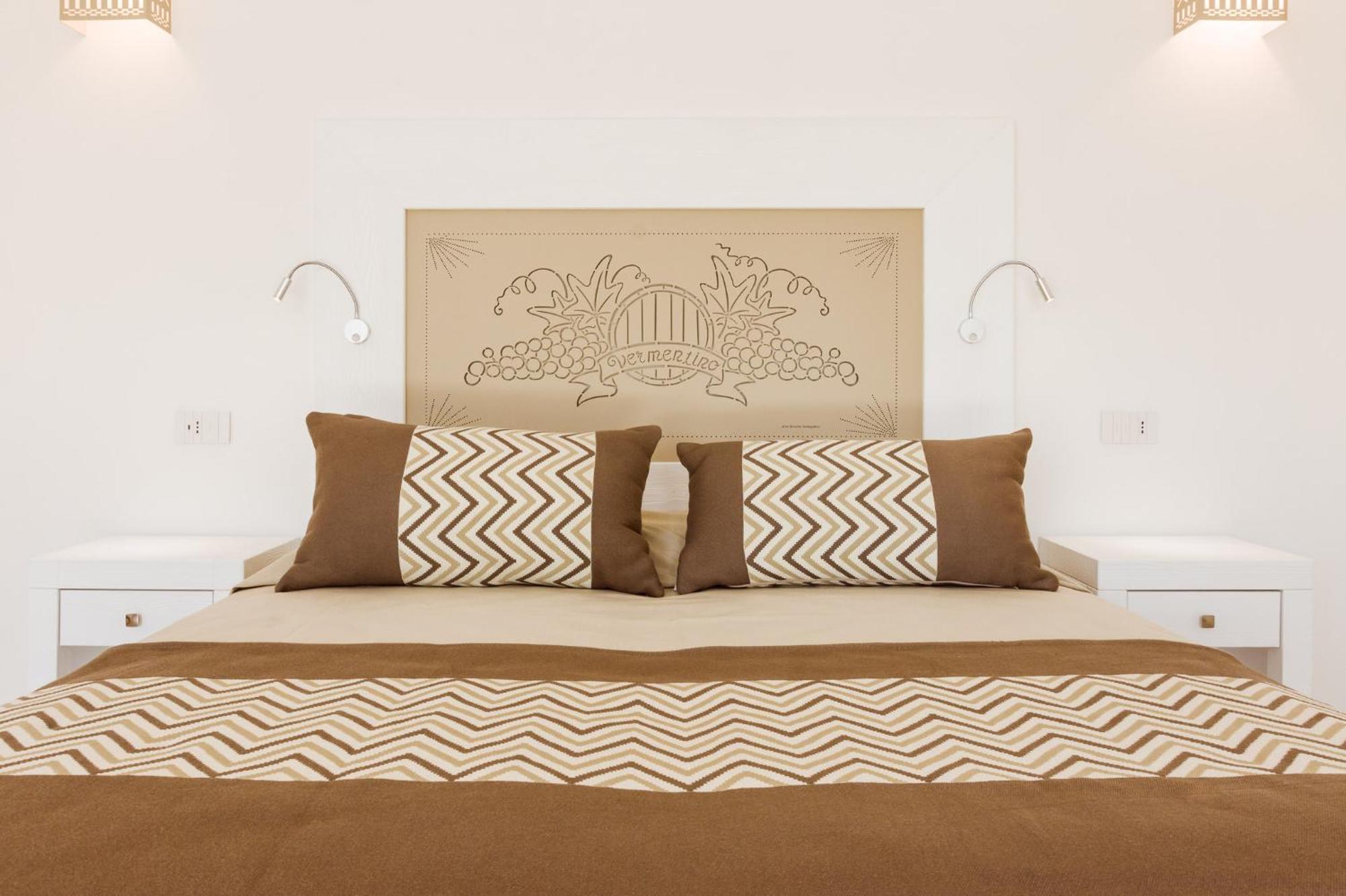 La Vinia Bed&Wine Experience - Adults Only Villa Sassari Oda fotoğraf