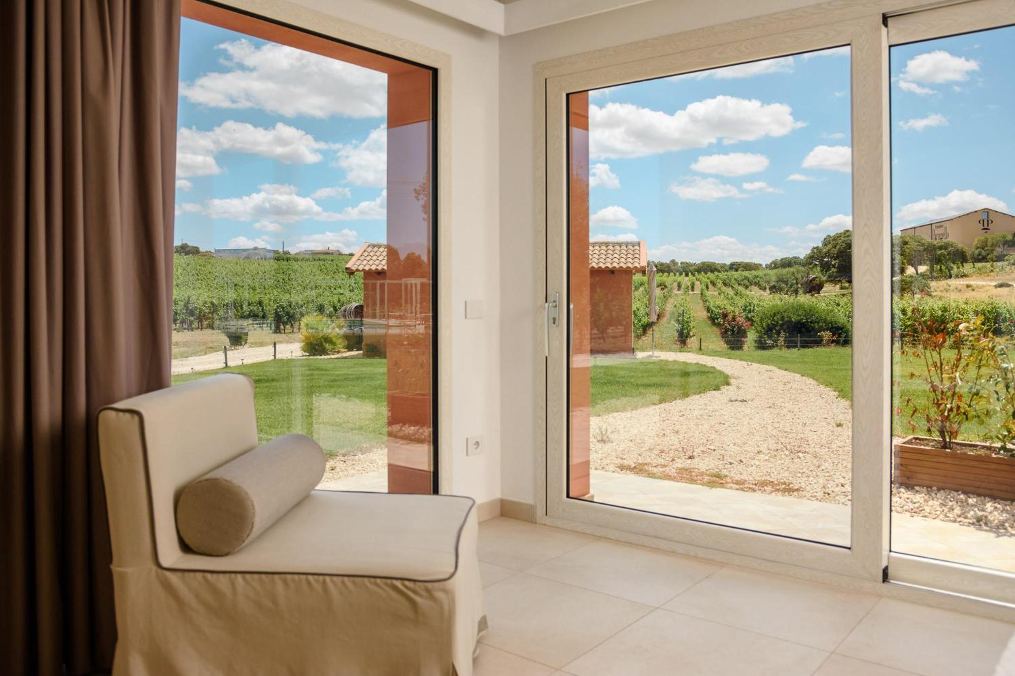 La Vinia Bed&Wine Experience - Adults Only Villa Sassari Dış mekan fotoğraf